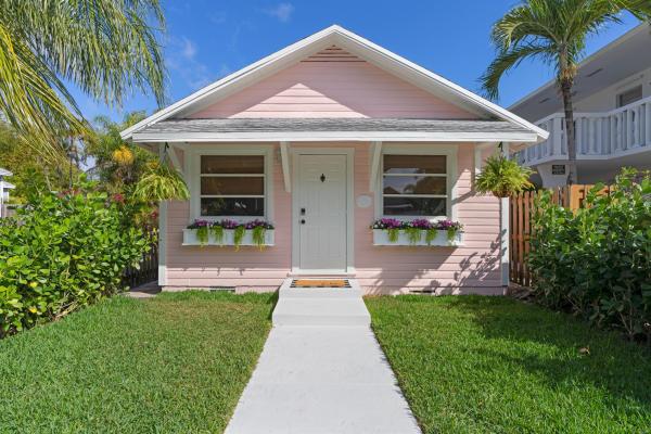 Lake Worth Town, 312 N K St, Lake Worth Beach, Florida 33460, image 1
