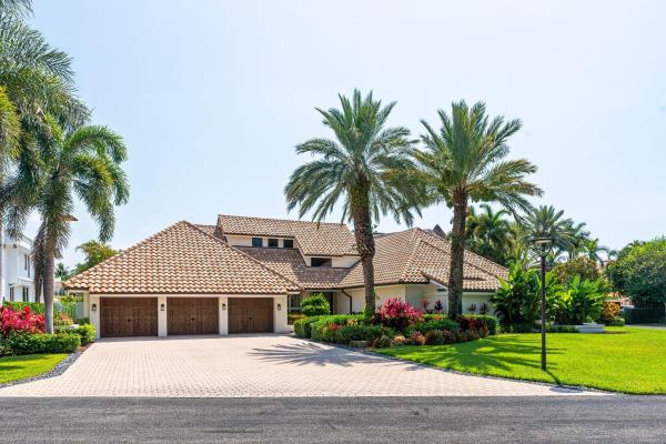 The Sanctuary, 4700 Sanctuary Ln, Boca Raton, Florida 33431, image 2