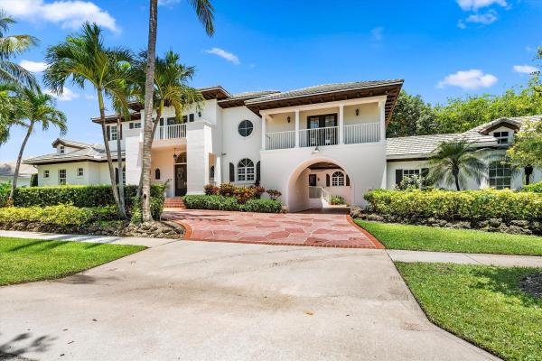 Presidential Estates, 2 Firestone Cir, West Palm Beach, Florida 33401, image 1