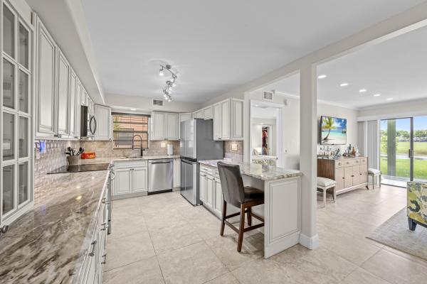 112 Piedmont C, Delray Beach, Florida 33484, image 3