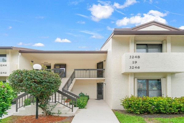 3246 Perimeter Dr, Greenacres, Florida 33467, image 3