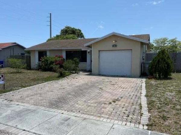 Kendall Lake, 312 NW 18th Ct, Pompano Beach, Florida 33060, image 1