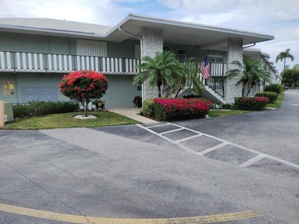Parkdale Manor House, 5510 N Ocean Blvd Blvd #206, Ocean Ridge, Florida 33435, image 1