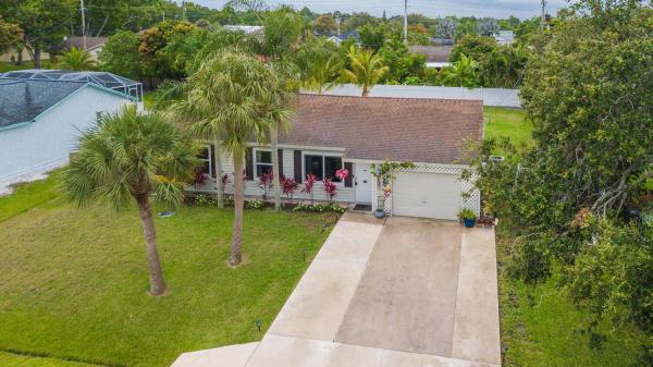 Sandhill Crossing, 1967 SE Dranson Cir, Port St. Lucie, Florida 34952, image 1