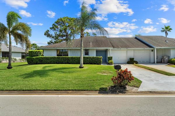 Eastpointe Country Club, 6166 Brandon St, Palm Beach Gardens, Florida 33418, image 1