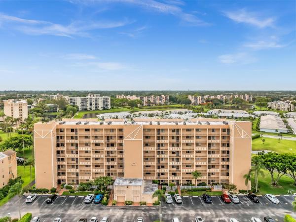 Huntington Lakes 2, 7076 Huntington Ln #206, Delray Beach, Florida 33446, image 1