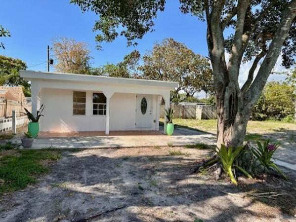 Ridge Grove, 1134 Peak Rd, Lake Worth Beach, Florida 33462, image 1