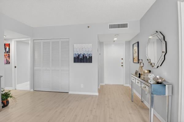 Willow Wood Midrise At Boca Country Club, 6815 Willow Wood Dr #4022, Boca Raton, Florida 33434, image 2