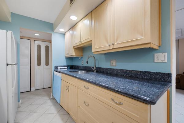 The Gate, 6190 Woodlands Blvd #111, Tamarac, Florida 33319, image 1