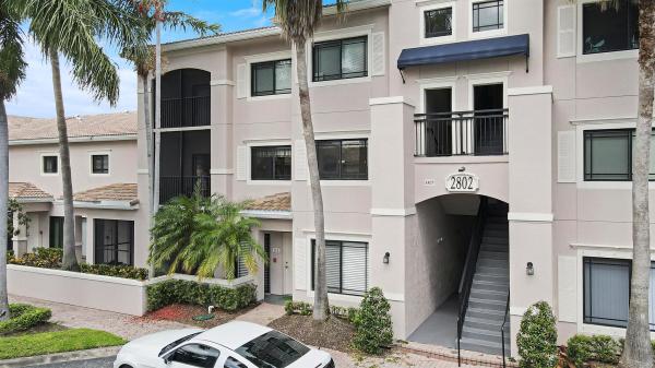 Sarento At San Matera, 2802 Sarento Pl #204, Palm Beach Gardens, Florida 33410, image 1