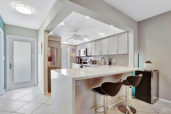 Sea Haven, 2731 NE 14th Cswy #702, Pompano Beach, Florida 33062, image 1