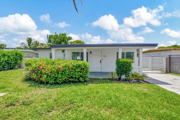 Atlantic Park Gardens, 222 SW 14th Ave, Delray Beach, Florida 33444, image 1