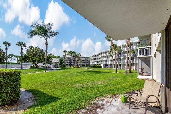 Whitehall Village, 2741 Village Blvd #104, West Palm Beach, Florida 33409, image 2