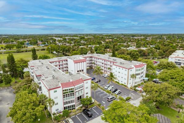 Garnet, 4270 NW 40th St #105, Lauderdale Lakes, Florida 33319, image 2