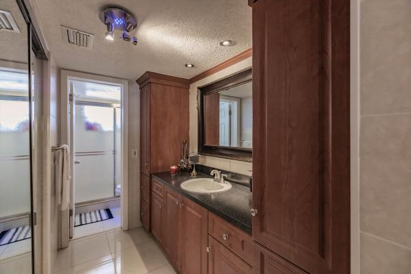 Garnet, 4270 NW 40th St #105, Lauderdale Lakes, Florida 33319, image 1