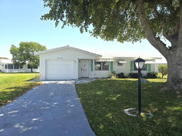 Palm Beach Leisureville, 1003 SW 7th Ave, Boynton Beach, Florida 33426, image 1