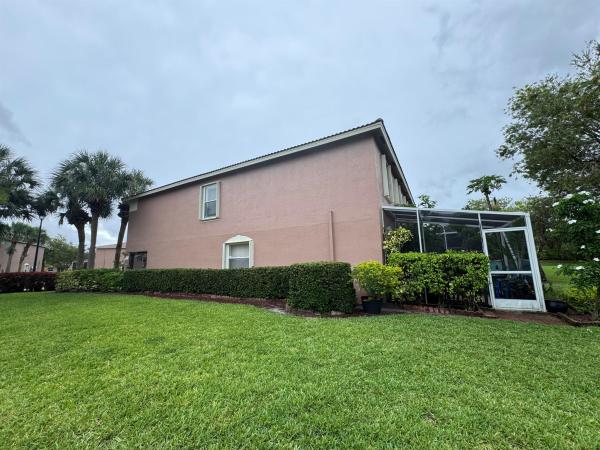 Country Glen At Rivermill, 6887 Willow Creek Run, Lake Worth Beach, Florida 33463, image 1