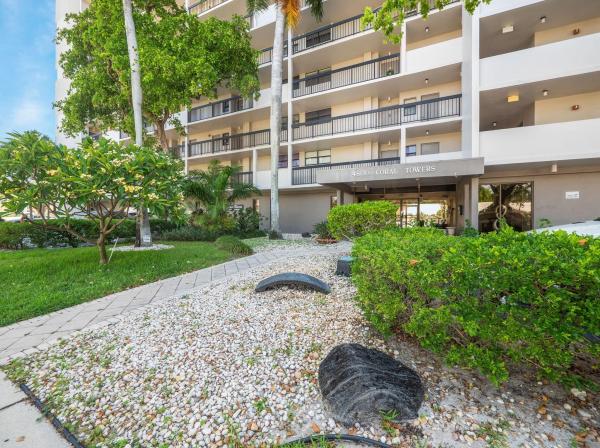 Coral Towers, 4800 Bayview Dr #606, Fort Lauderdale, Florida 33308, image 1