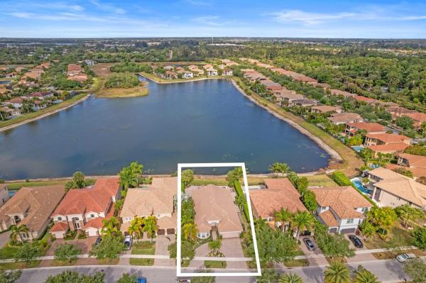 Wellington View, 725 Edgebrook Ln, West Palm Beach, Florida 33411, image 1