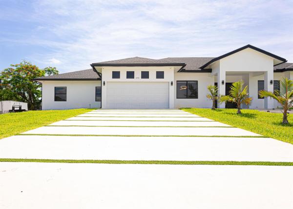 Palm Beach Farms, 640 Marshall Rd, West Palm Beach, Florida 33413, image 1