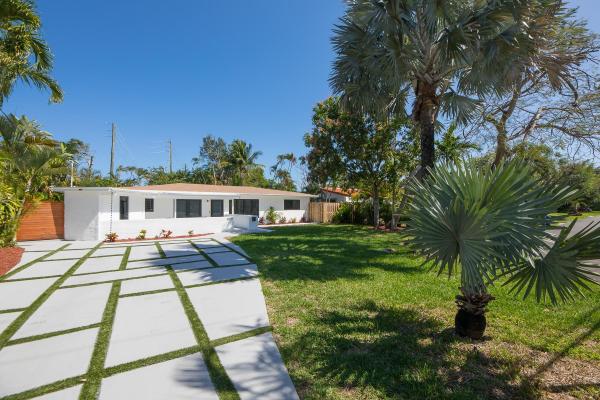Coral Shores, 3000 NE 21st Ter Ter, Fort Lauderdale, Florida 33306, image 1