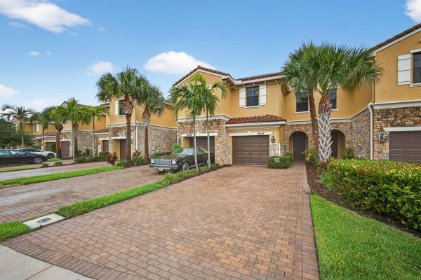 Wellington Parc, 10414 Wellington Parc Dr, Wellington, Florida 33449, image 3