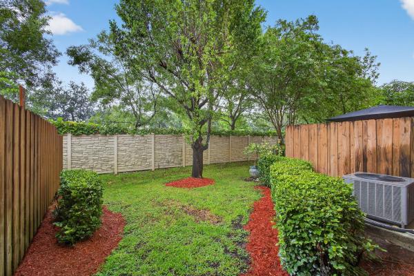 Wellington Parc, 10414 Wellington Parc Dr, Wellington, Florida 33449, image 2
