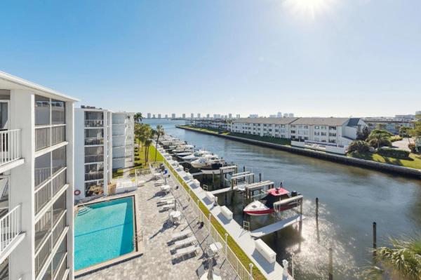 Paradise Villas, 108 Paradise Harbour Blvd #107, North Palm Beach, Florida 33408, image 1