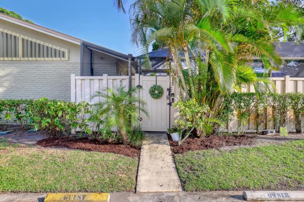 Westwood Gardens, 5822 Golden Eagle Cir, Palm Beach Gardens, Florida 33418, image 1