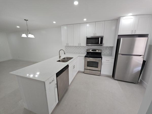 Sandalfoot Squire, 9338 SW 3rd St #505, Boca Raton, Florida 33428, image 1