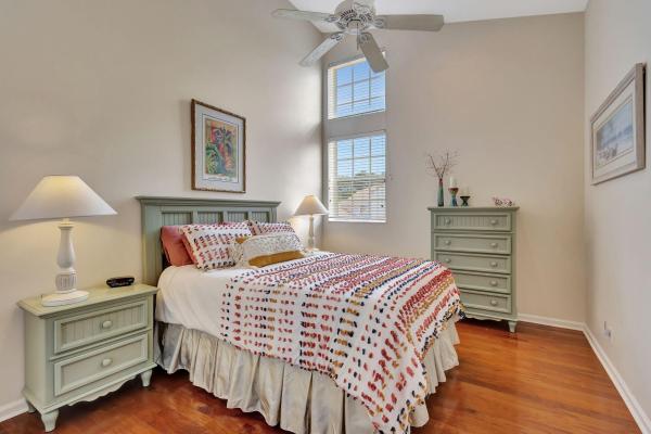 Coral Cove At Oak Harbour, 424 Coral Cove Dr, Juno Beach, Florida 33408, image 1