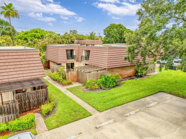 Garden Lakes, 1922 19th Ln, Palm Beach Gardens, Florida 33418, image 2