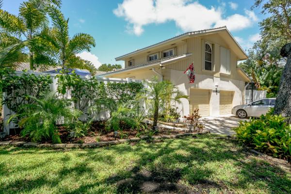 Westwood Lakes, 12557 Woodmill Dr, Palm Beach Gardens, Florida 33418, image 1