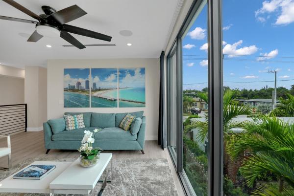 Lake Ridge, 123 NE 17th Ave #2, Fort Lauderdale, Florida 33304, image 1
