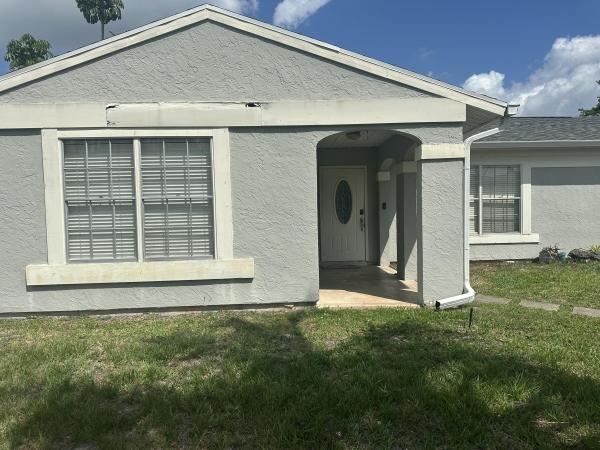 Lyngate, 1914 SE Redwing Cir, Port St. Lucie, Florida 34952, image 1