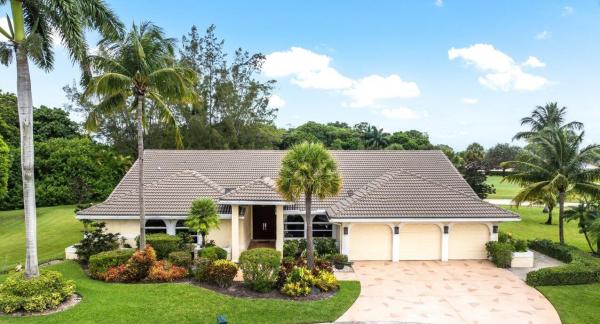 Boca Woods Country Club, 10369 Silver Lake Dr, Boca Raton, Florida 33428, image 1