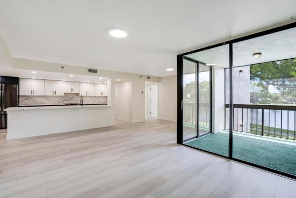 Lakeside At Delray, 2025 Lavers Cir #D208, Delray Beach, Florida 33444, image 1