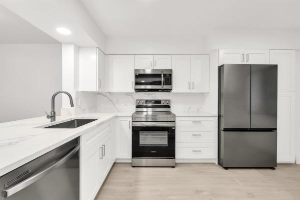 Huntington Lakes 5, 7290 Kinghurst Dr #102, Delray Beach, Florida 33446, image 1