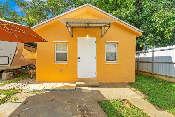 Bellcamp Manor, 275 NW 81st St, West Little River, Florida 33150, image 1