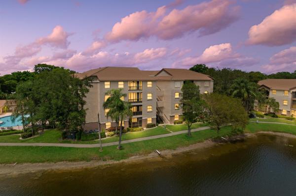 Bayport Village, 4300 NW 30th St #142, Coconut Creek, Florida 33066, image 1