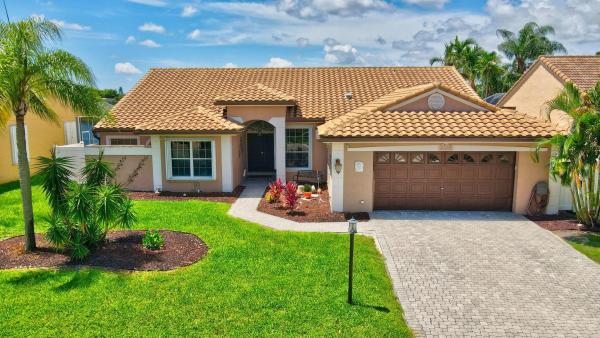 Boca Vista Estates, 9720 Enchanted Pointe Ln, Boca Raton, Florida 33496, image 1