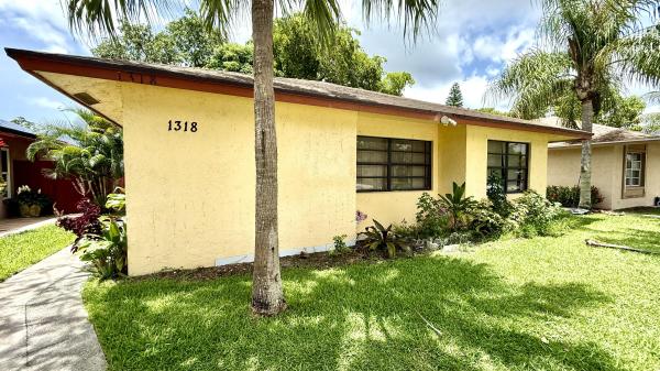 Summit Run, 1318 Summit Run Cir, West Palm Beach, Florida 33415, image 1