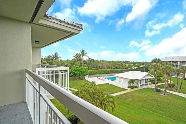 Whitehall Village, 2601 Village Blvd #404, West Palm Beach, Florida 33409, image 2