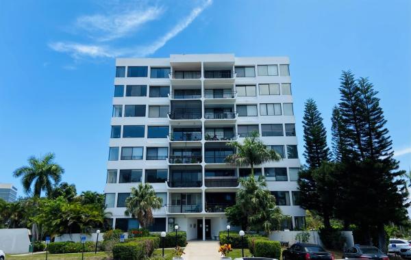 Yorktown, 1500 Presidential Way #306, West Palm Beach, Florida 33401, image 1