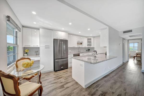 4063 Exeter D, Boca Raton, Florida 33434, image 1