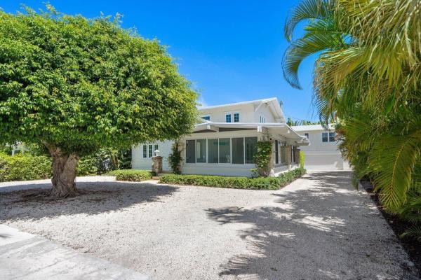 Royal Park, 141 Chilean Ave, Palm Beach, Florida 33480, image 1