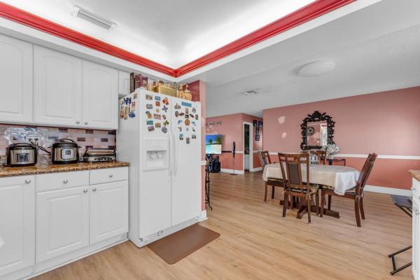 Floral Park Lantana, 2745 Cambridge Rd, Lake Worth, Florida 33462, image 1