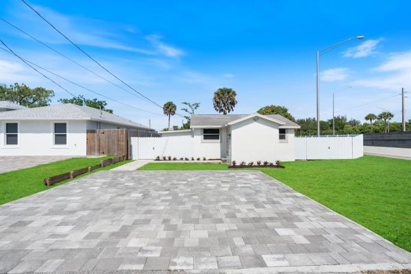 Boulevard Park, 88 3rd St, West Palm Beach, Florida 33413, image 1