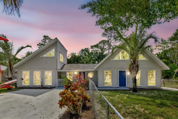 Indian River Estates, 5404 Sunset Blvd, Fort Pierce, Florida 34982, image 1