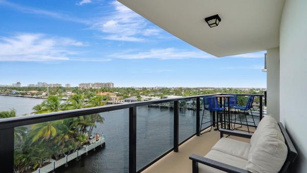 The Warwick, 5100 Dupont Blvd #7e, Fort Lauderdale, Florida 33308, image 1